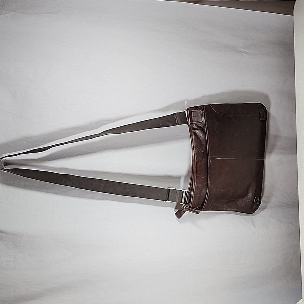 Fossil Leather Messenger Computer Crossover Bag - image 2